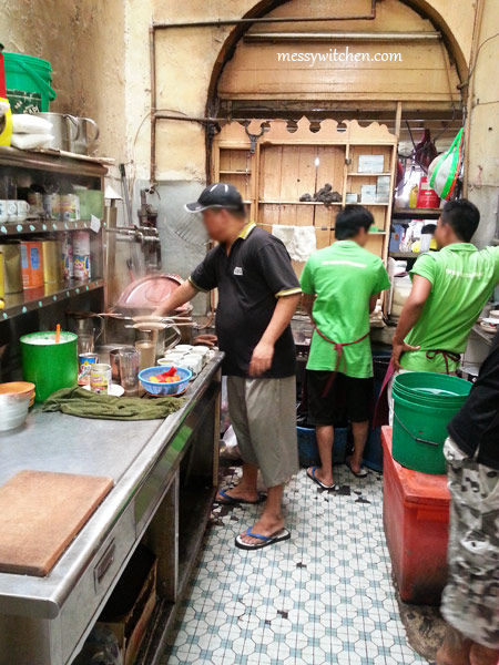 Kitchen @ Yut Kee Restaurant, Kuala Lumpur